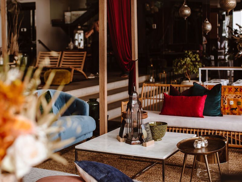 Moroccan themed lounge pocket